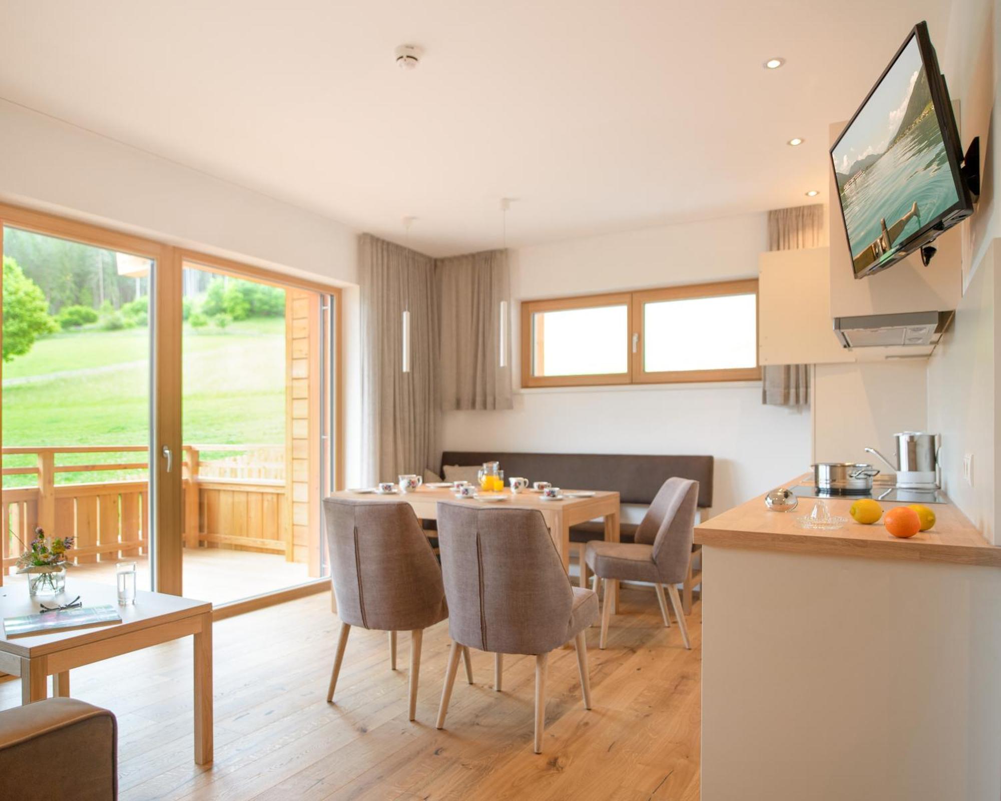 Ferienhof Neusacher Moser Weissensee Ngoại thất bức ảnh